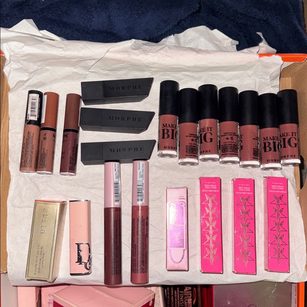 Morphe Lipstick Collection - Rich Brown and Pink Hues